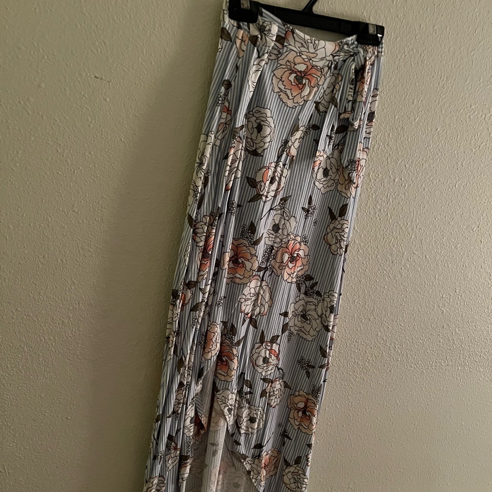Flower high-low skirt
